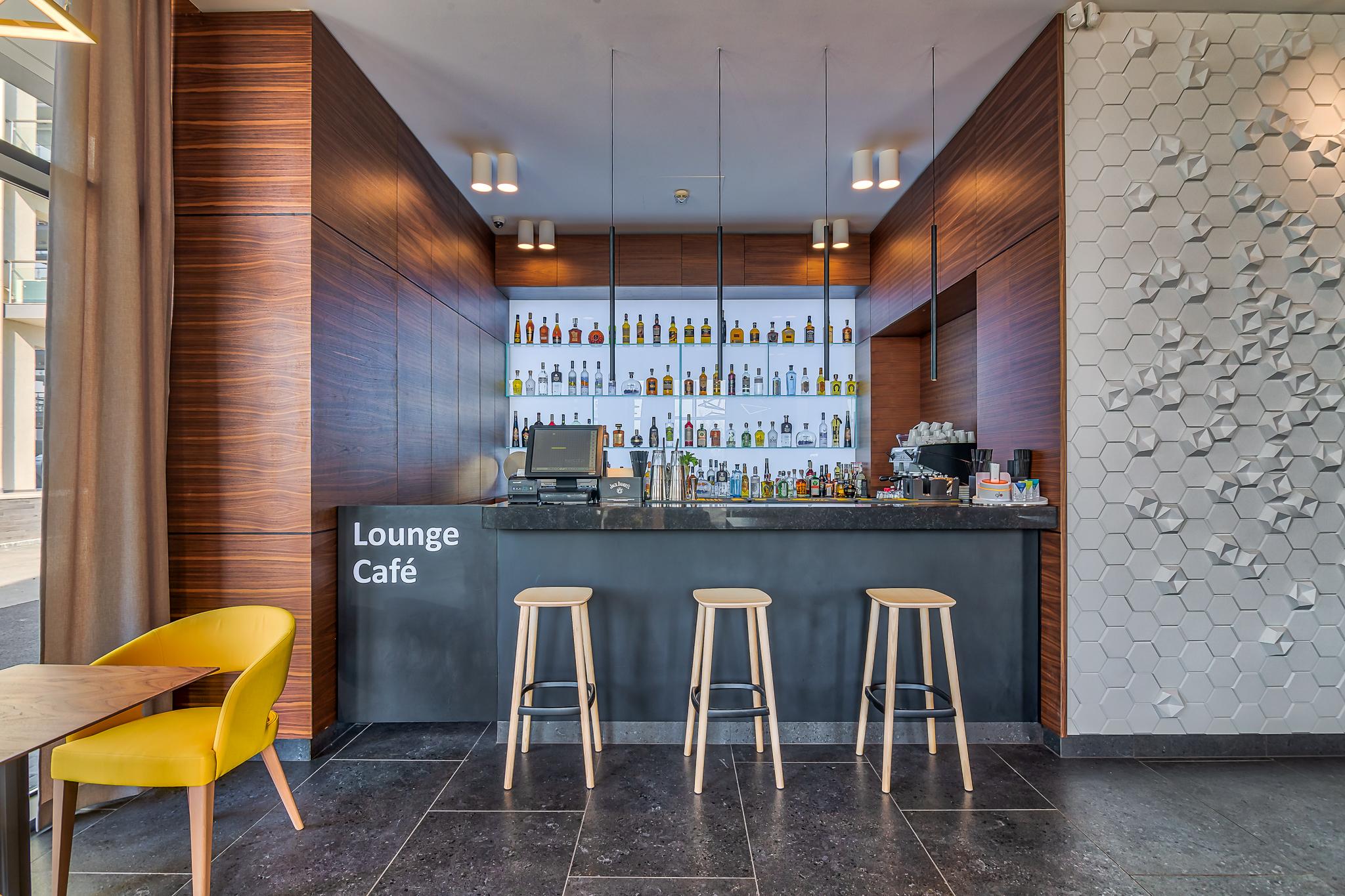 Nyota Hotel & Conference Center Mamaia Luaran gambar