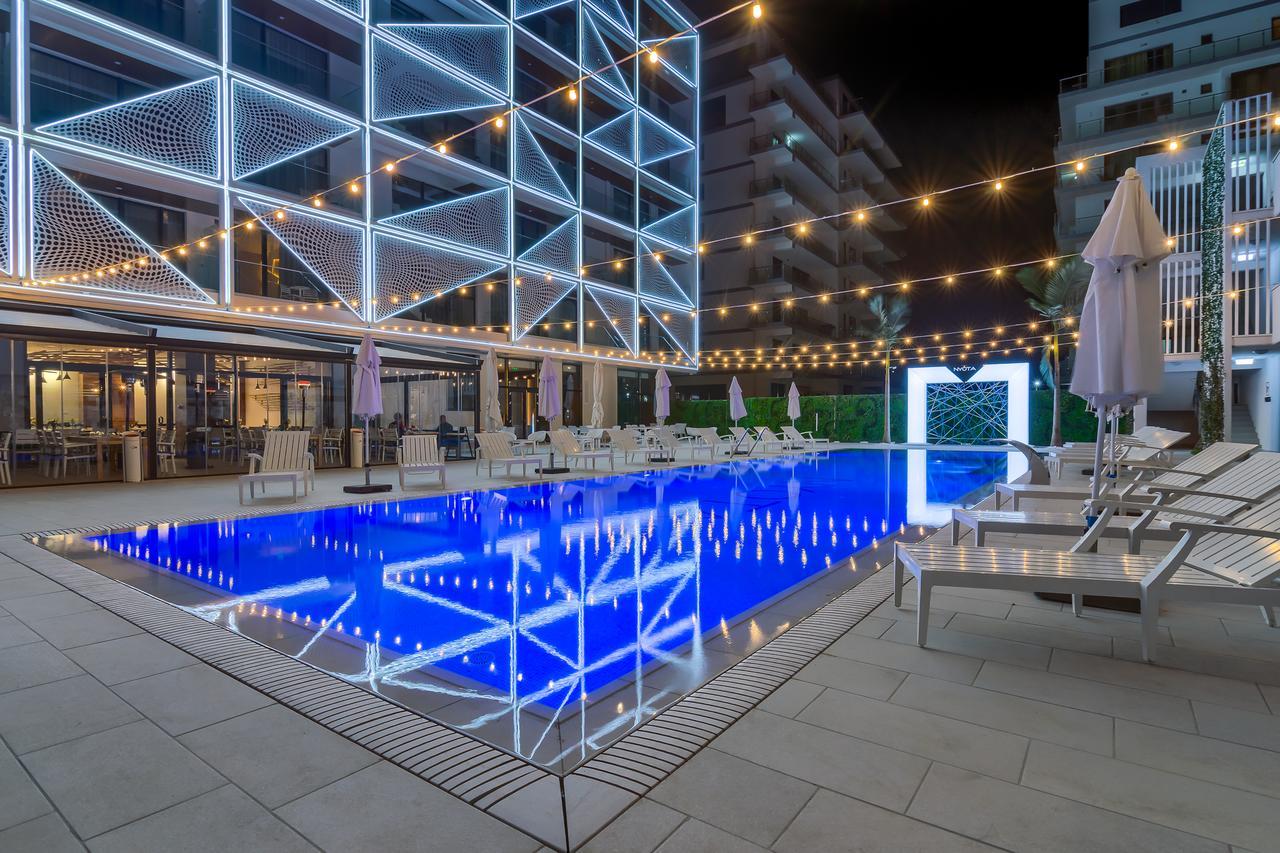 Nyota Hotel & Conference Center Mamaia Luaran gambar