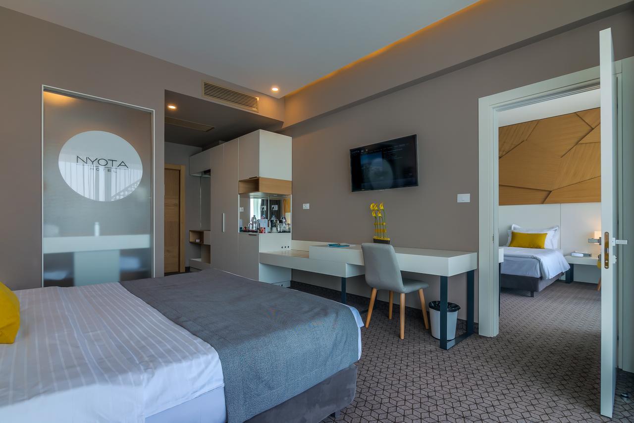 Nyota Hotel & Conference Center Mamaia Luaran gambar