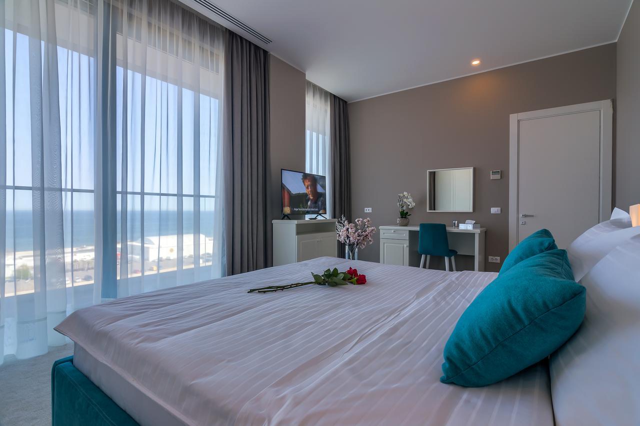 Nyota Hotel & Conference Center Mamaia Luaran gambar
