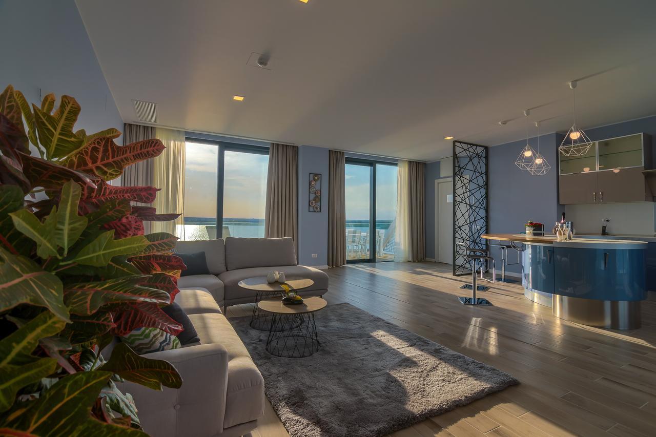 Nyota Hotel & Conference Center Mamaia Luaran gambar
