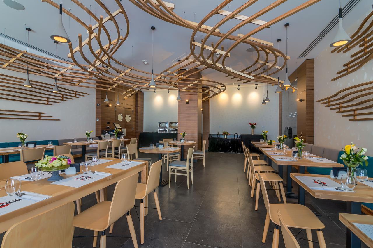 Nyota Hotel & Conference Center Mamaia Luaran gambar