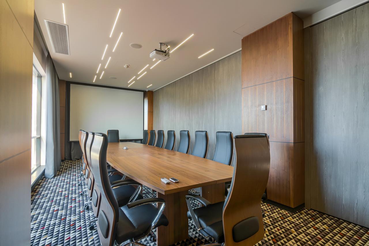 Nyota Hotel & Conference Center Mamaia Luaran gambar